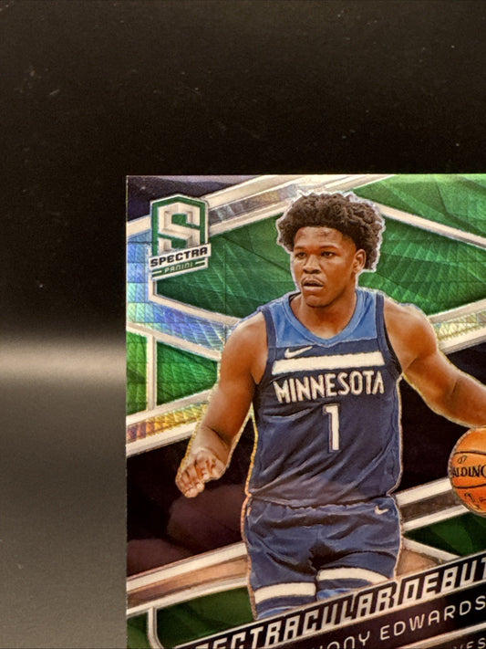 2023-24 Spectra Anthony Edwards International Green Prizm #/75 Timberwolves