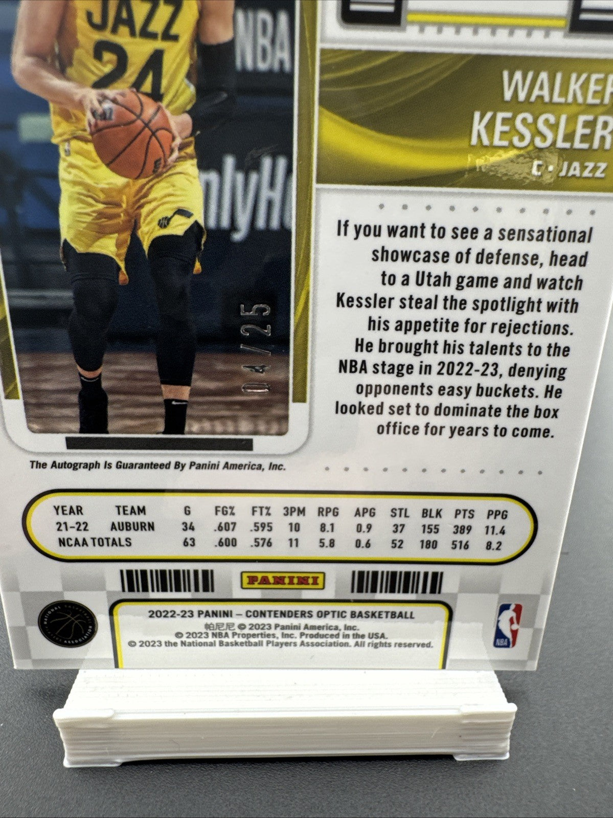 2022-23 Panini Contenders Walker Kessler Rookie Ticket On Card Auto #136 4/25