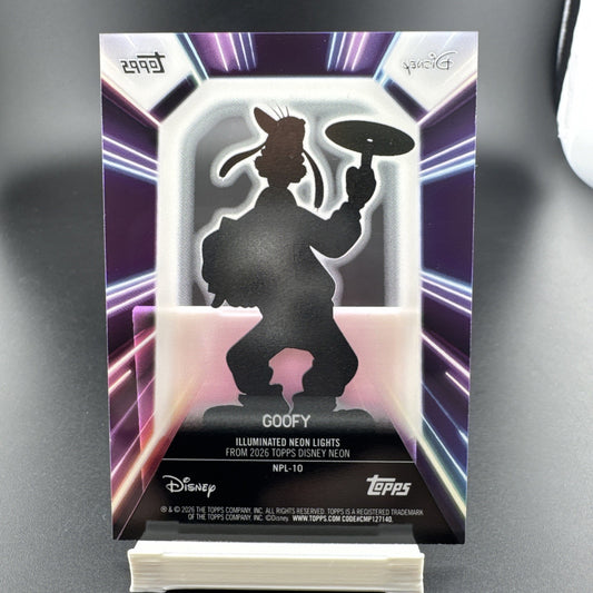 Topps 2026 Disney Neon Illuminated Goofy #NPL-10 Illuminated Neon Lights