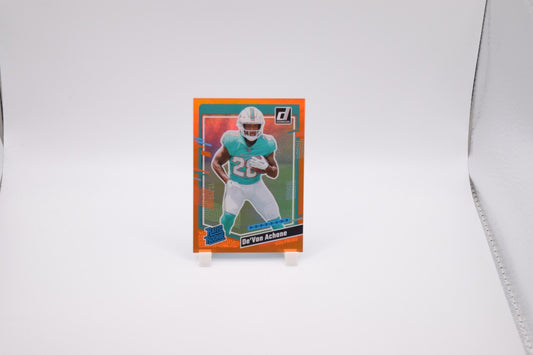 2023 Donruss De'Von Achane Orange Holo Stat line Rated Rookie 26/28 #365 Miami