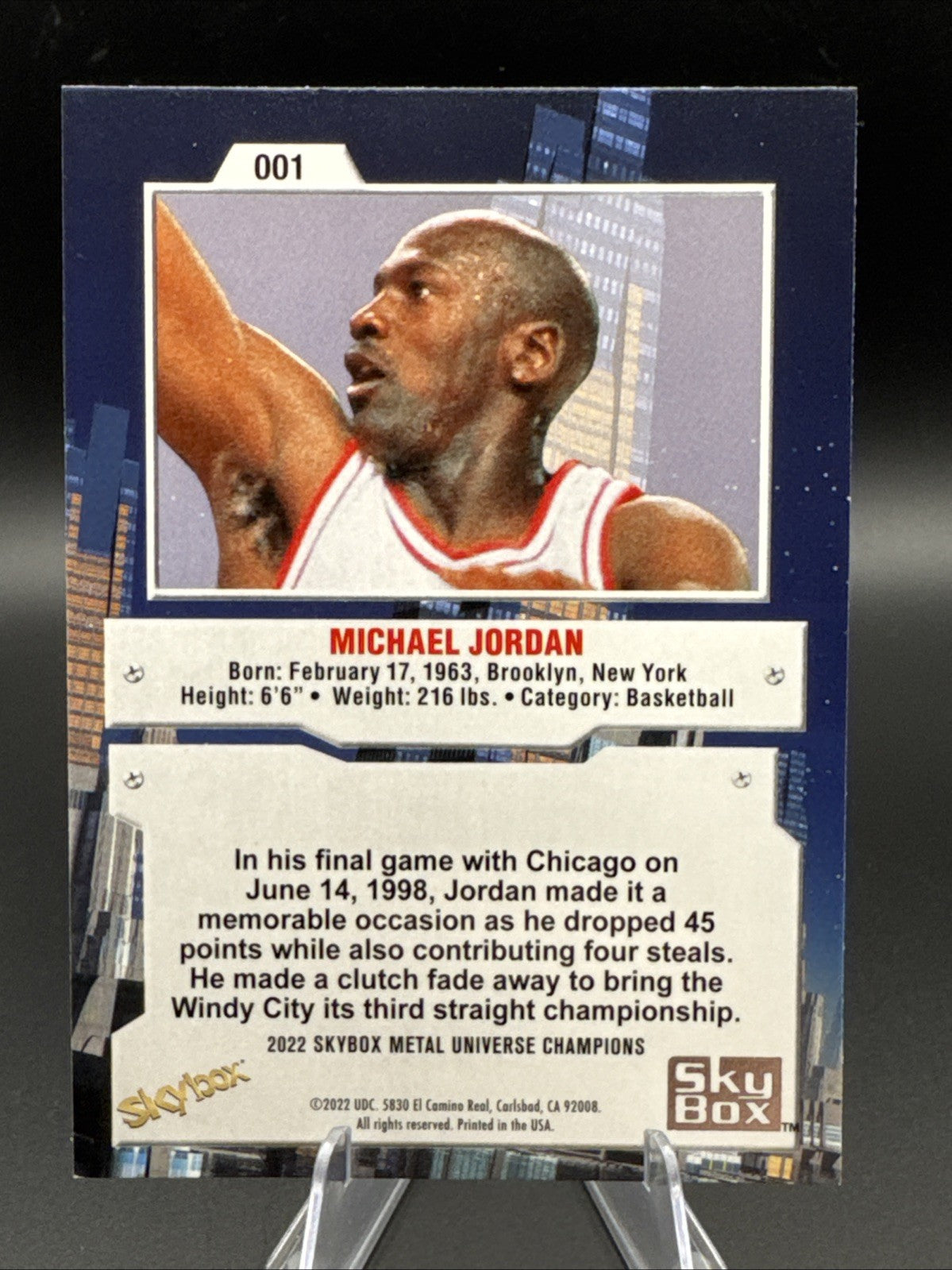 Michael Jordan 2022 SkyBox Metal Universe Champions #001