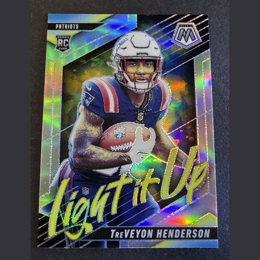 TREVEYON HENDERSON - 2025 MOSAIC #10 - LIGHT IT UP -  SILVER PRIZM (RC) PATRIOTS