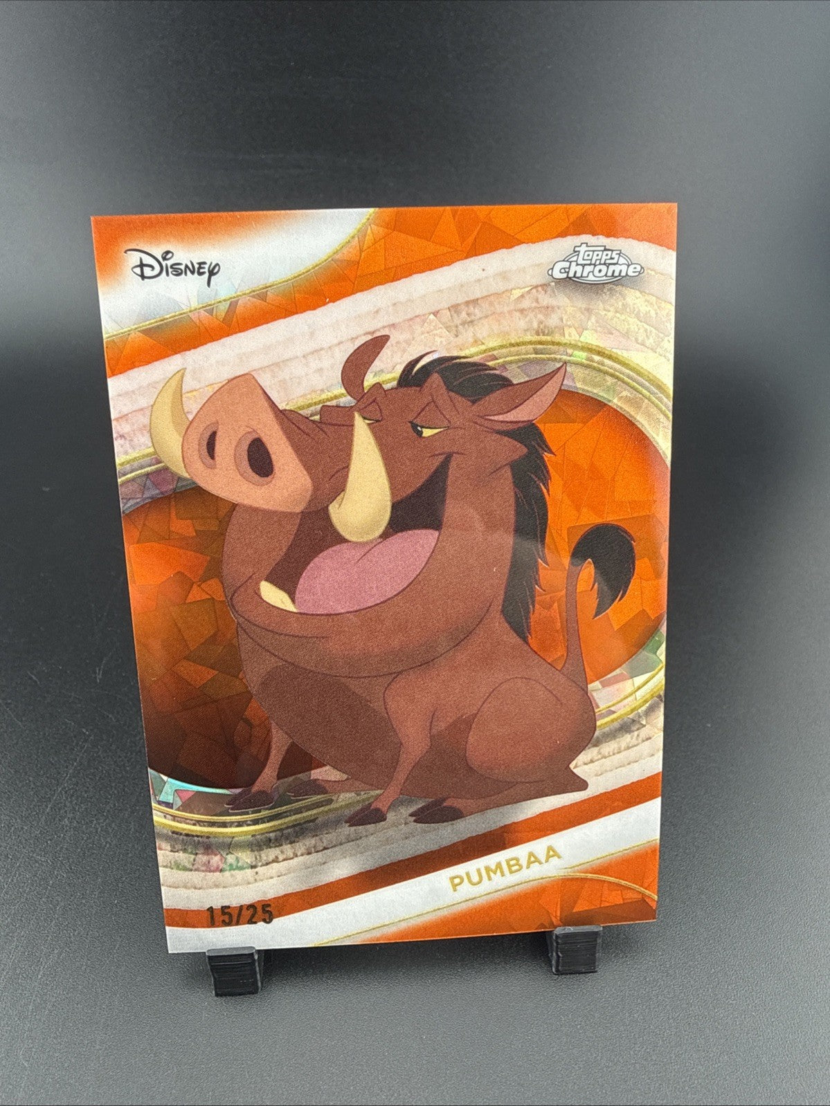 Pumba 💥🐗 BASE SET ORANGE REFRACTOR /25! 2025 Topps Chrome Disney