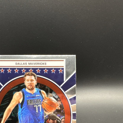 2021-22 Panini Chronicles - Hometown Heroes Optic Silver #664 Luka Dončić