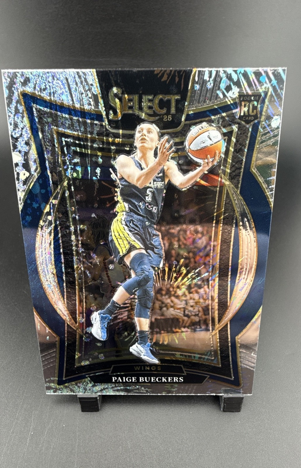 2025 PANINI SELECT WNBA 25 PAIGE BUECKERS SILVER PARTY PRIZM
