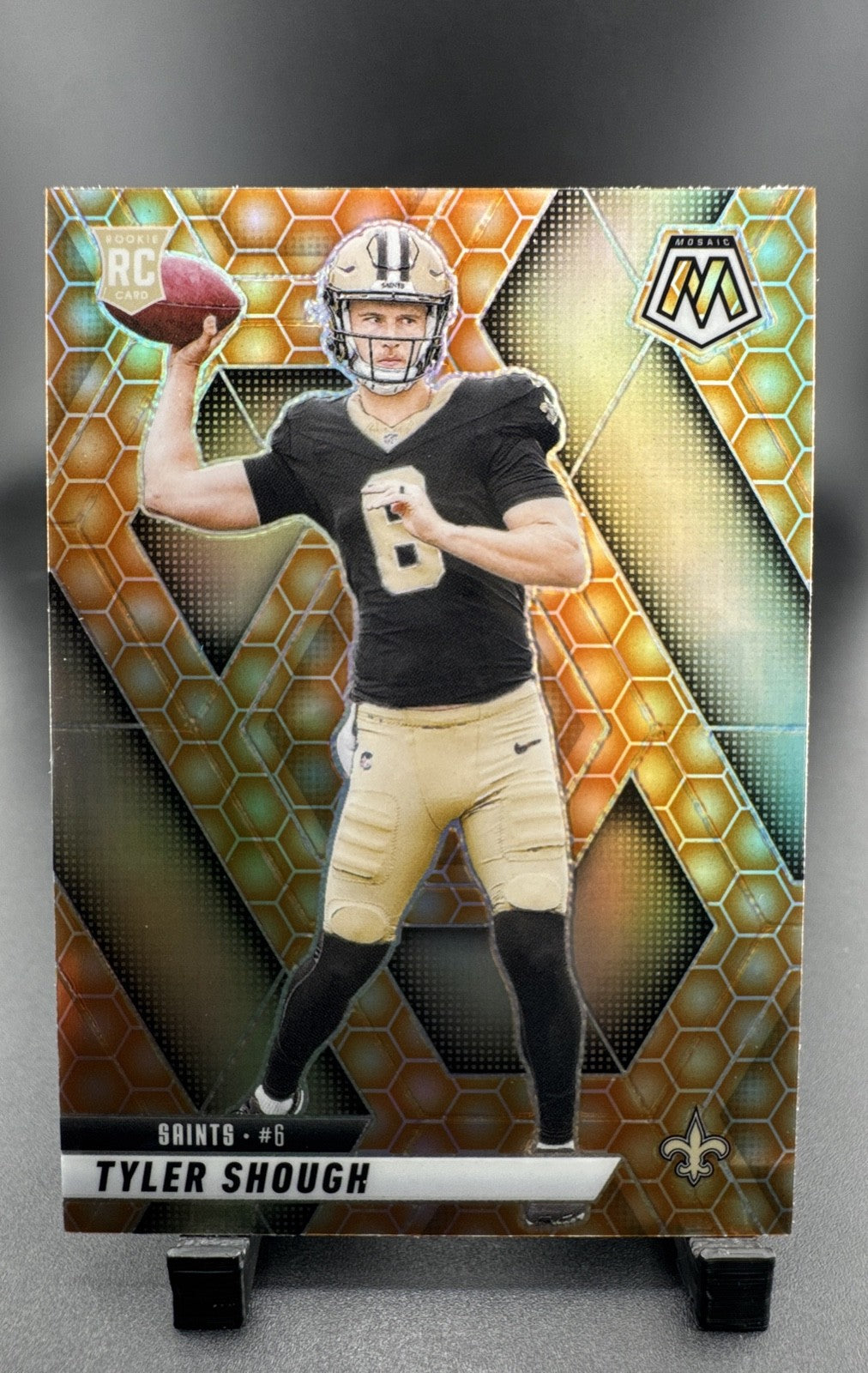2025 Panini Mosaic - Rookies Tyler Shough #312 Honeycomb Prizm (RC)