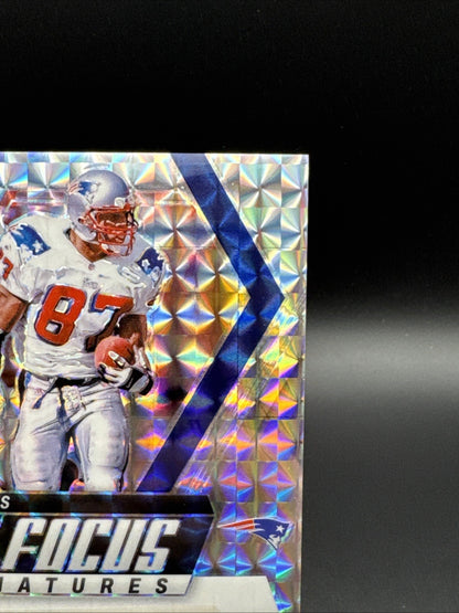 2024 Panini Mosaic - In Focus Signatures Ben Coates  (AU) New England Patriots