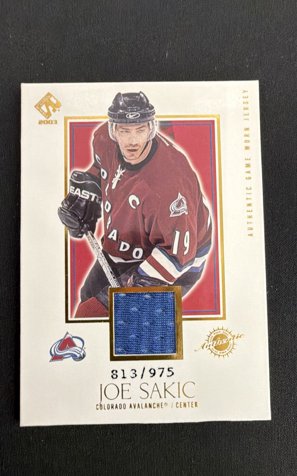 2002-03 Pacific Private Stock Reserve - Joe Sakic #111 /975 (MEM)