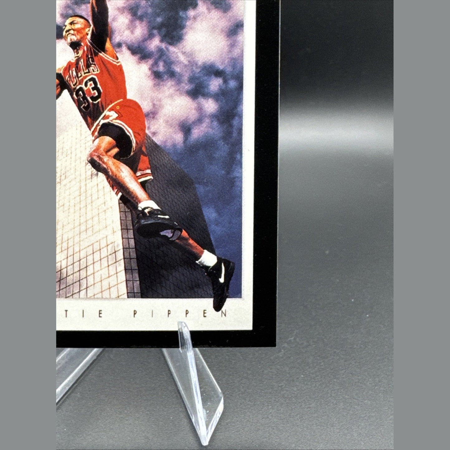 1994 SkyBox Premium #321 Scottie Pippen Air Raid