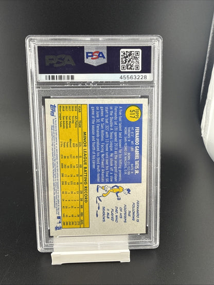 2019 Topps Heritage #517 Fernando Tatís Jr. PSA 9 RC