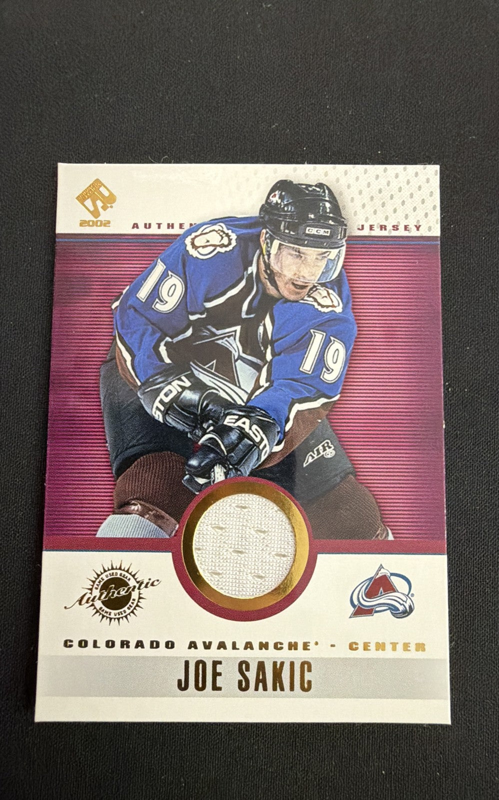 2001-02 Pacific Private Stock - Game-Used Gear Joe Sakic #31 (MEM)