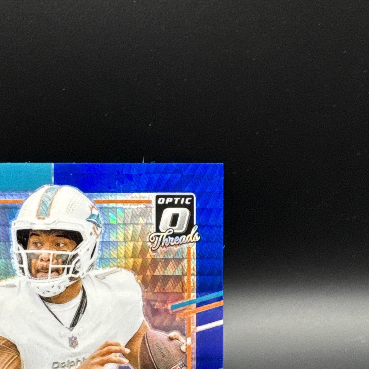 2023 Tua Tagovailoa Panini Donruss Optic Hyper Prizm Threads MEM #DT-TT