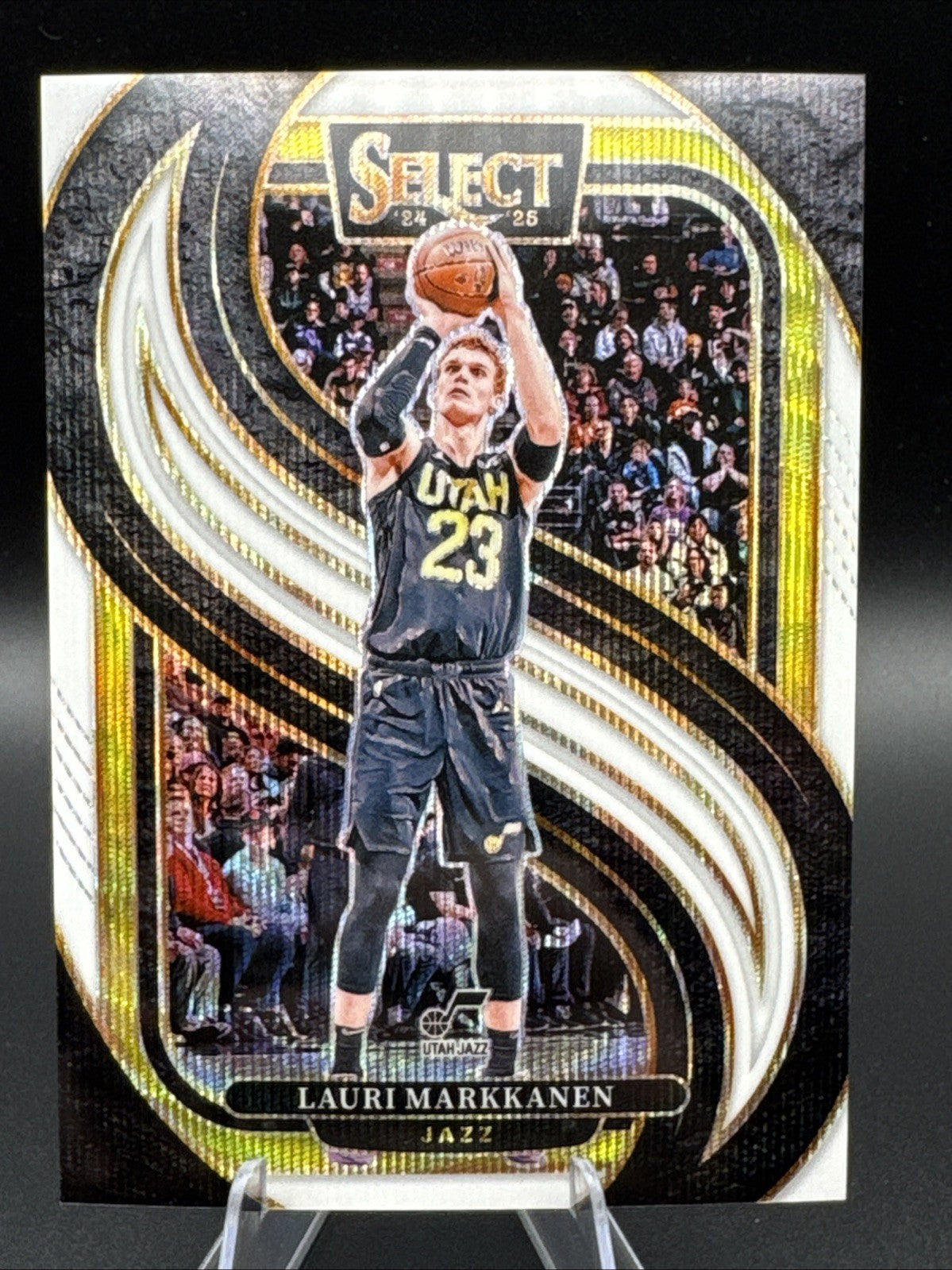 2024-25 Panini Select Lauri Markkanen #136 Premier Level White Prizm 36/99