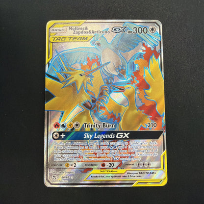 Pokémon Moltres & Zapdos & Articuno GX TAG TEAM Full Art 66/68 Hidden Fates Holo