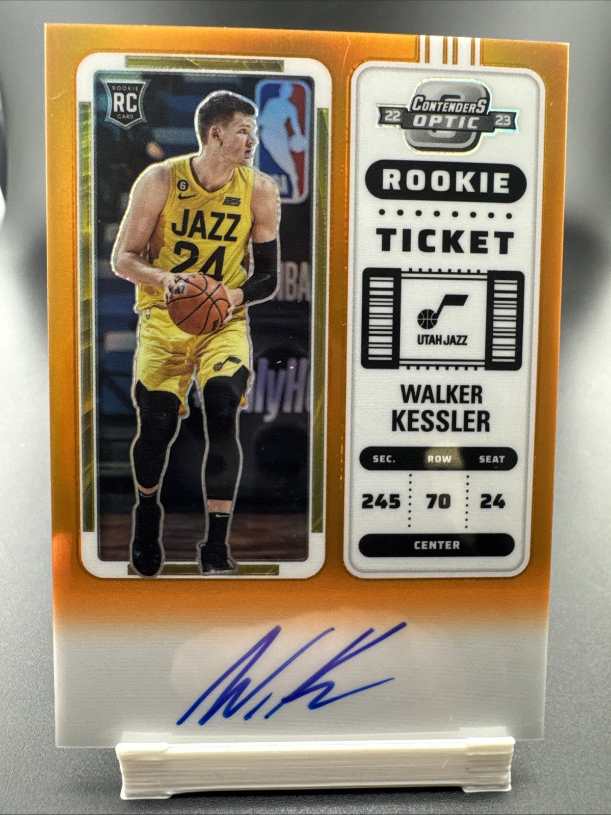 2022-23 Panini Contenders Walker Kessler Rookie Ticket On Card Auto #136 4/25
