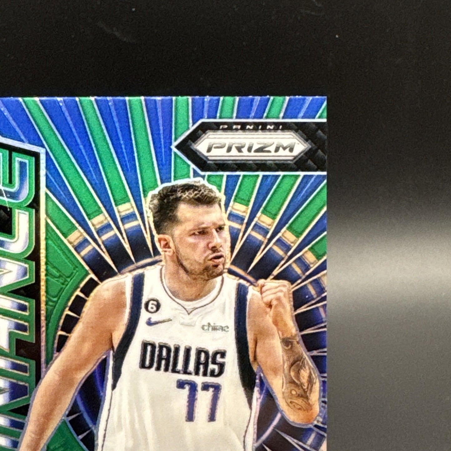 2023-24 Panini Prizm Luka Doncic Green Prizm Dominance #2 Mavs - Lakers