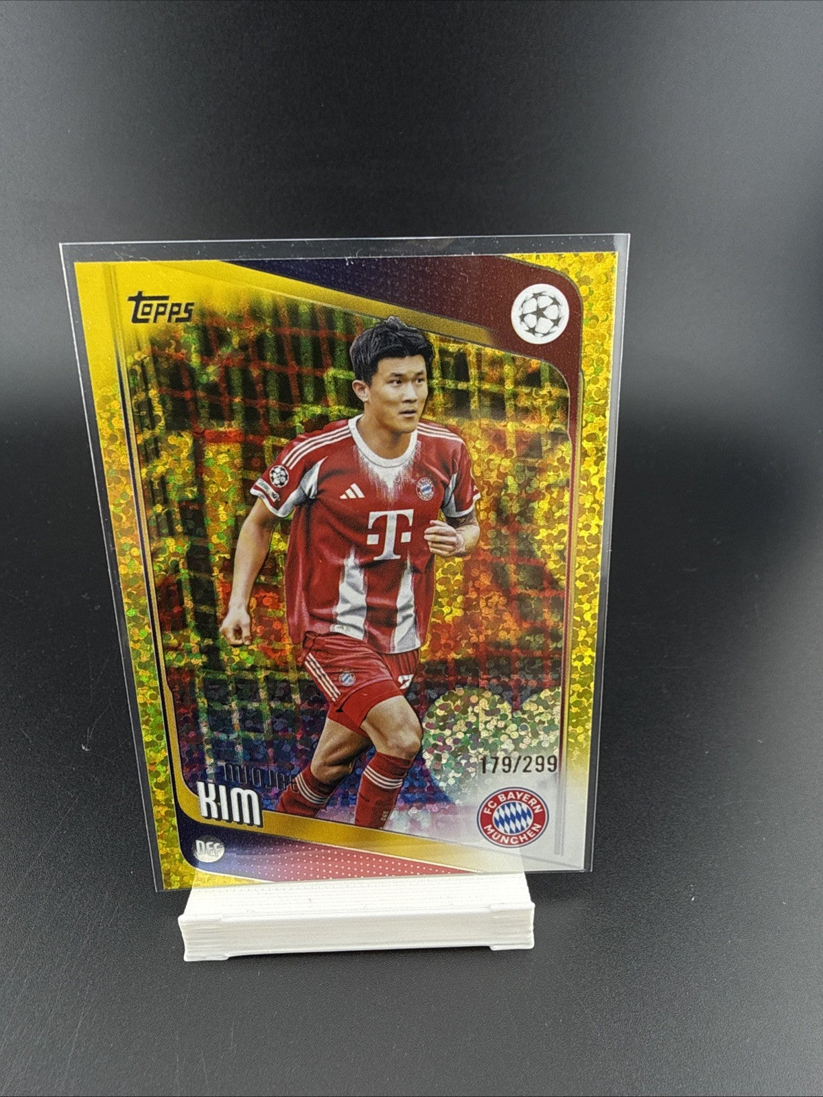 2025-26 Topps Uefa Club Competitions - Kim Min-jae #101 Gold Raindrops /299