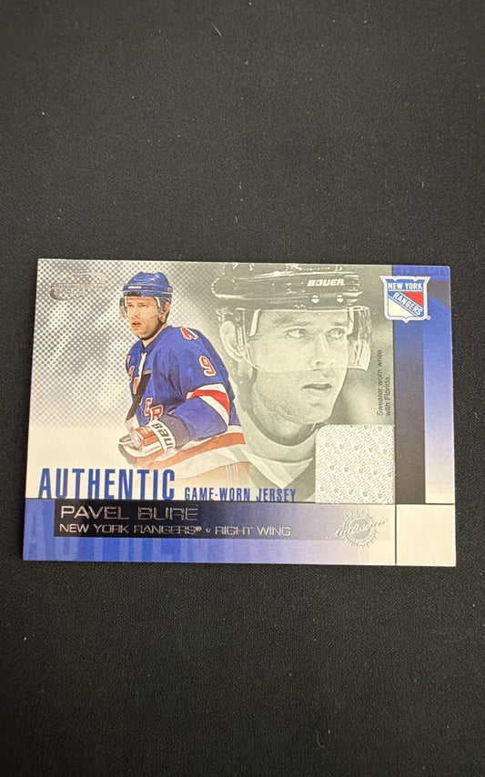 2002-03 Pacific Atomic - Game-Worn Jerseys Pavel Bure #15 (MEM)