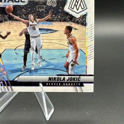 2021-22 Panini Mosaic Montage Nikola Jokic #16 White Prizm 12/25