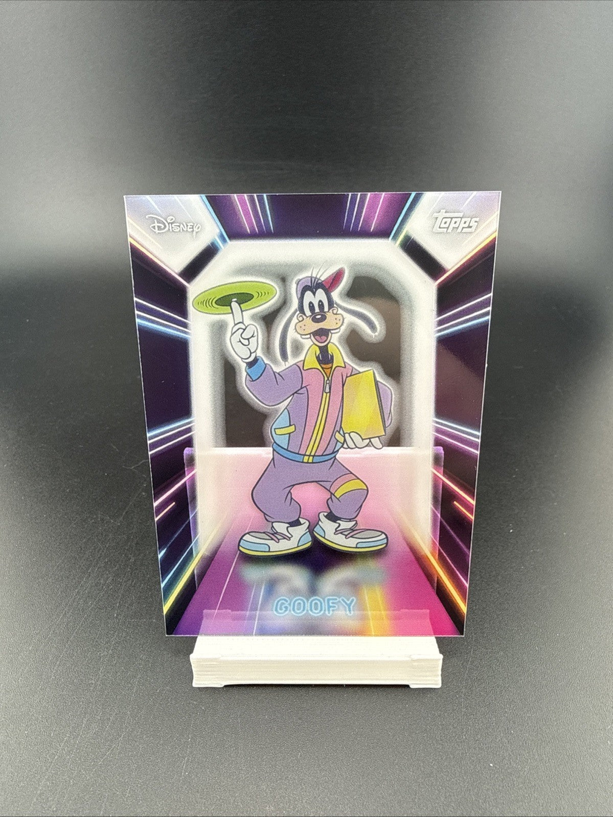 Topps 2026 Disney Neon Goofy Illuminated Neon Lights NPL-10  LOT of 3