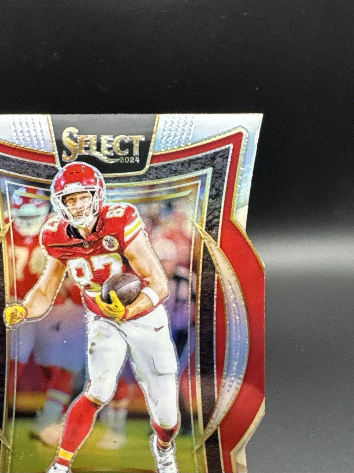 Travis Kelce Concourse Silver Prizm Die-Cut - 2024 Panini Select Chiefs