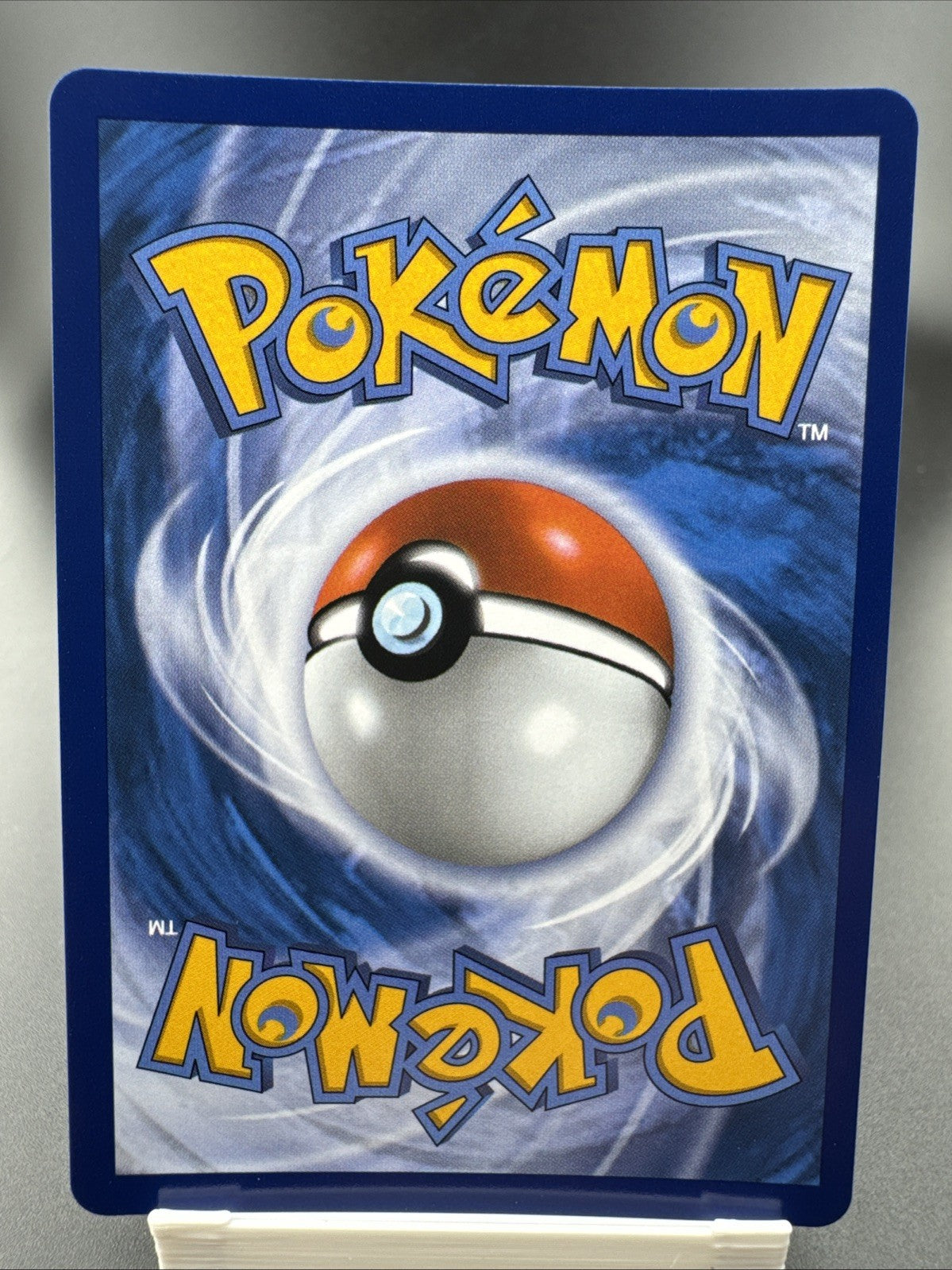 Latias ex 239/191 Sv08: Surging Sparks Holo