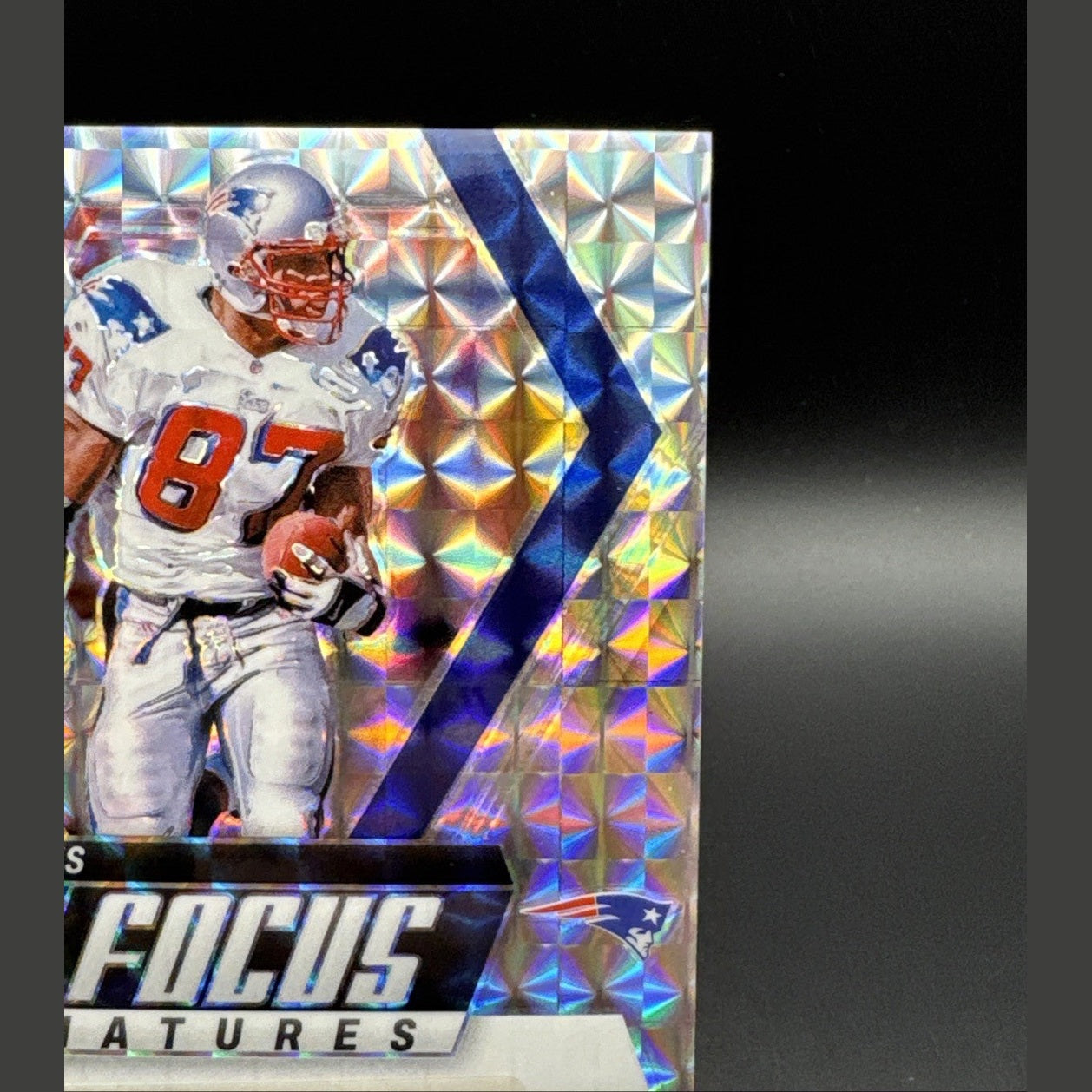 2024 Panini Mosaic - In Focus Signatures Ben Coates  (AU) New England Patriots