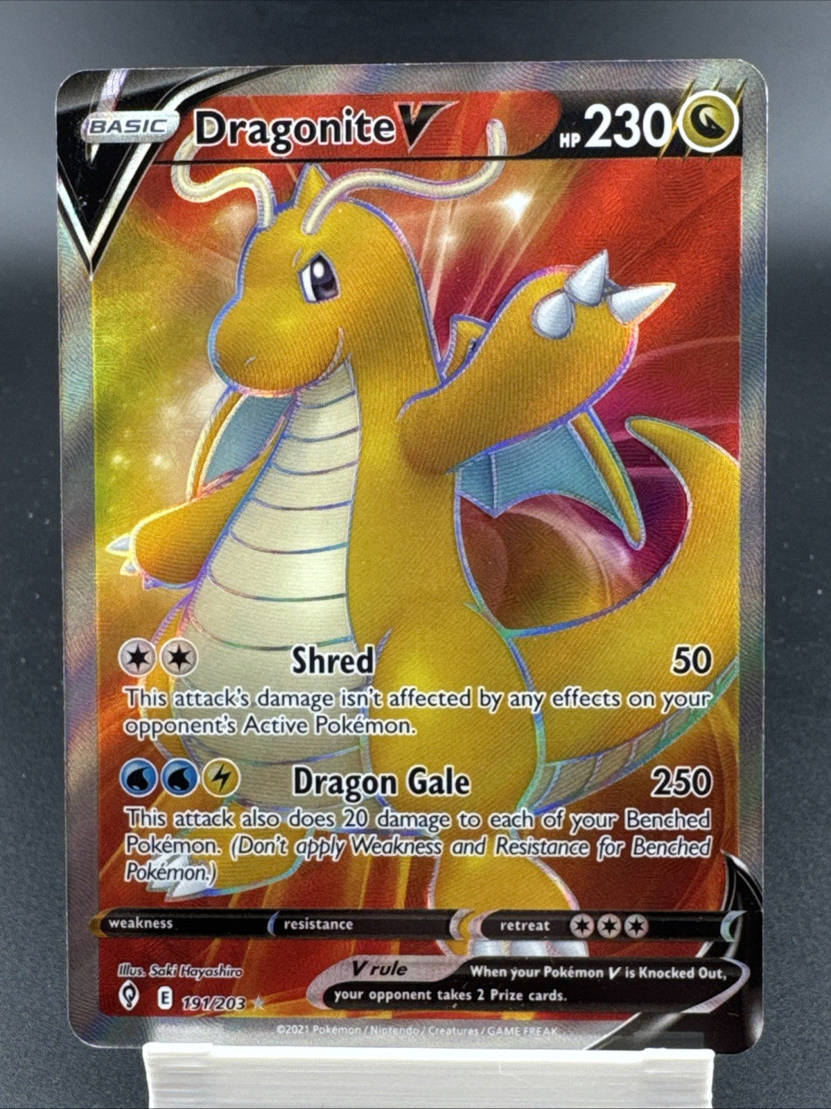 Dragonite V (Full Art) 191/203 SWSH07: Evolving Skies Holo