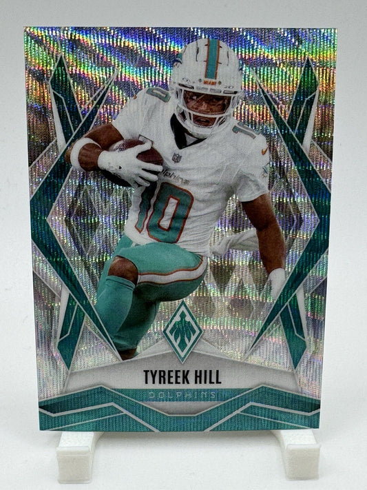 2025 Panini Phoenix Tyreek Hill #43 Silver Wave Prizm /199 Miami Dolphins