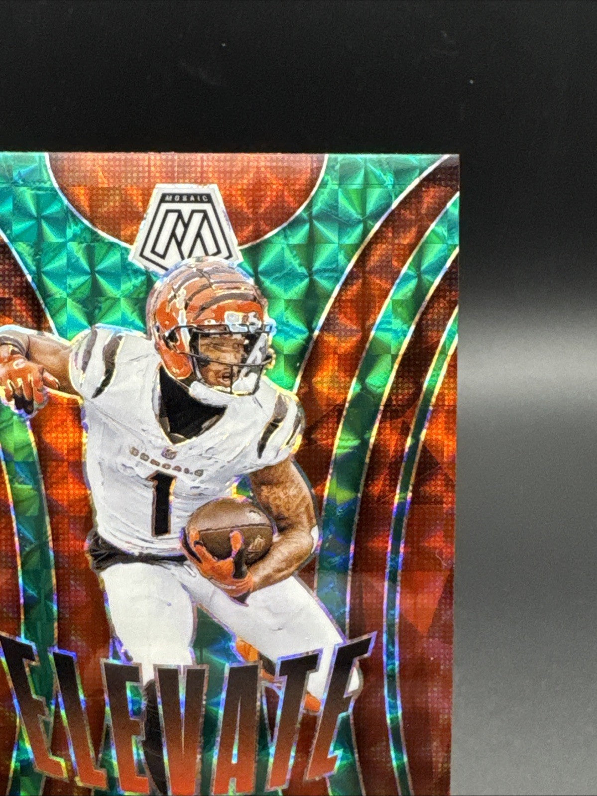 Panini 2025 Mosaic Elevate Prizm Insert Ja'Marr Chase Bengals #14