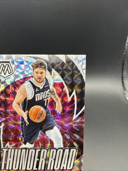 2023-24 Panini Mosaic - Thunder Road Luka Dončić Mosaic Prizm #20