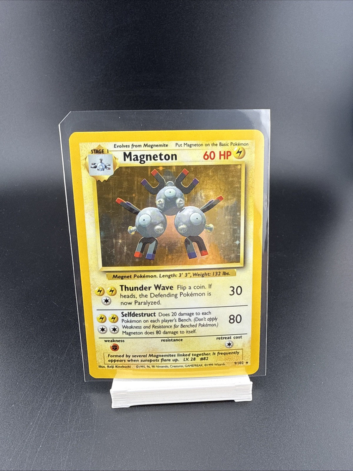 Pokemon TCG Magneton 9/102 Base Set Holo Rare 60HP English Vintage Card