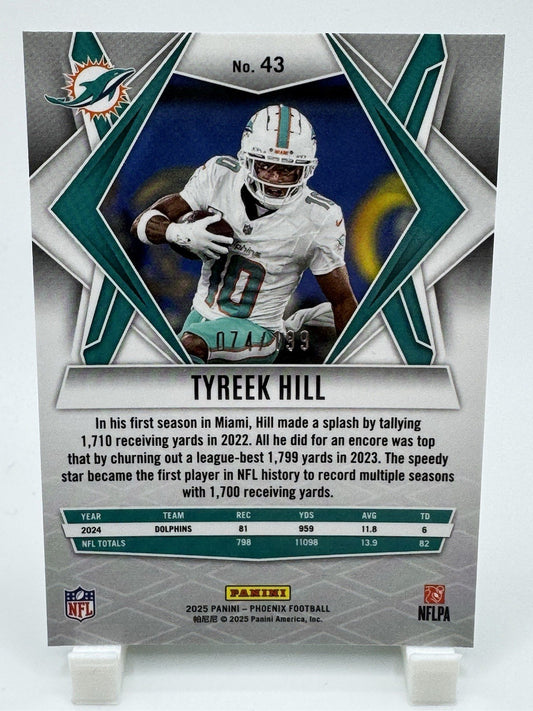 2025 Panini Phoenix Tyreek Hill #43 Silver Wave Prizm /199 Miami Dolphins
