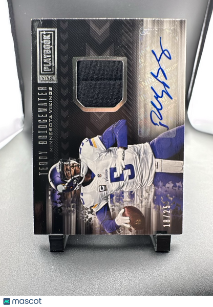 2016 Panini Playbook Teddy Bridgewater #SM-TB /25 Patch Player-Worn Material