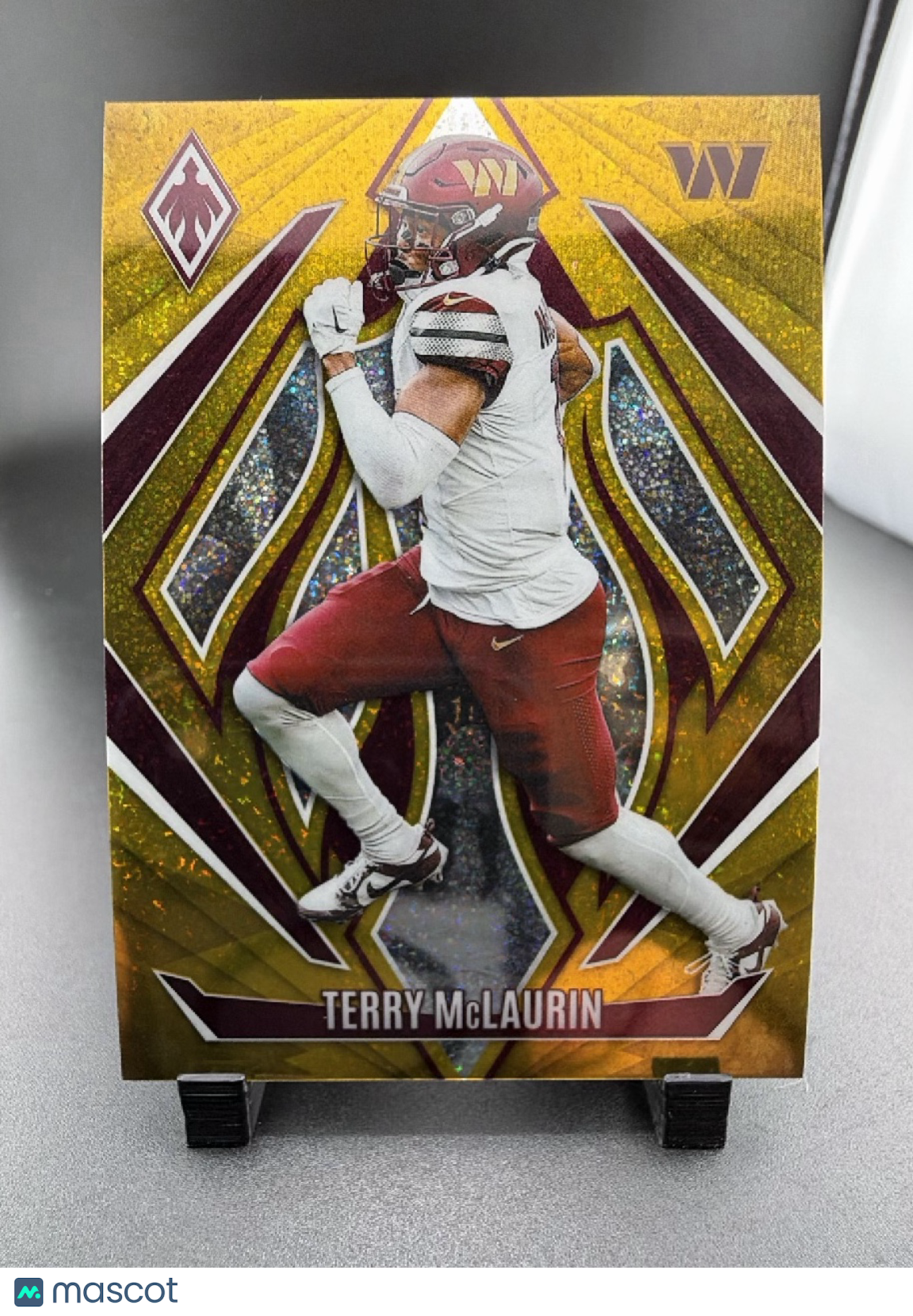 2025 Panini Phoenix Terry McLaurin #132 Gold Glitter /10
