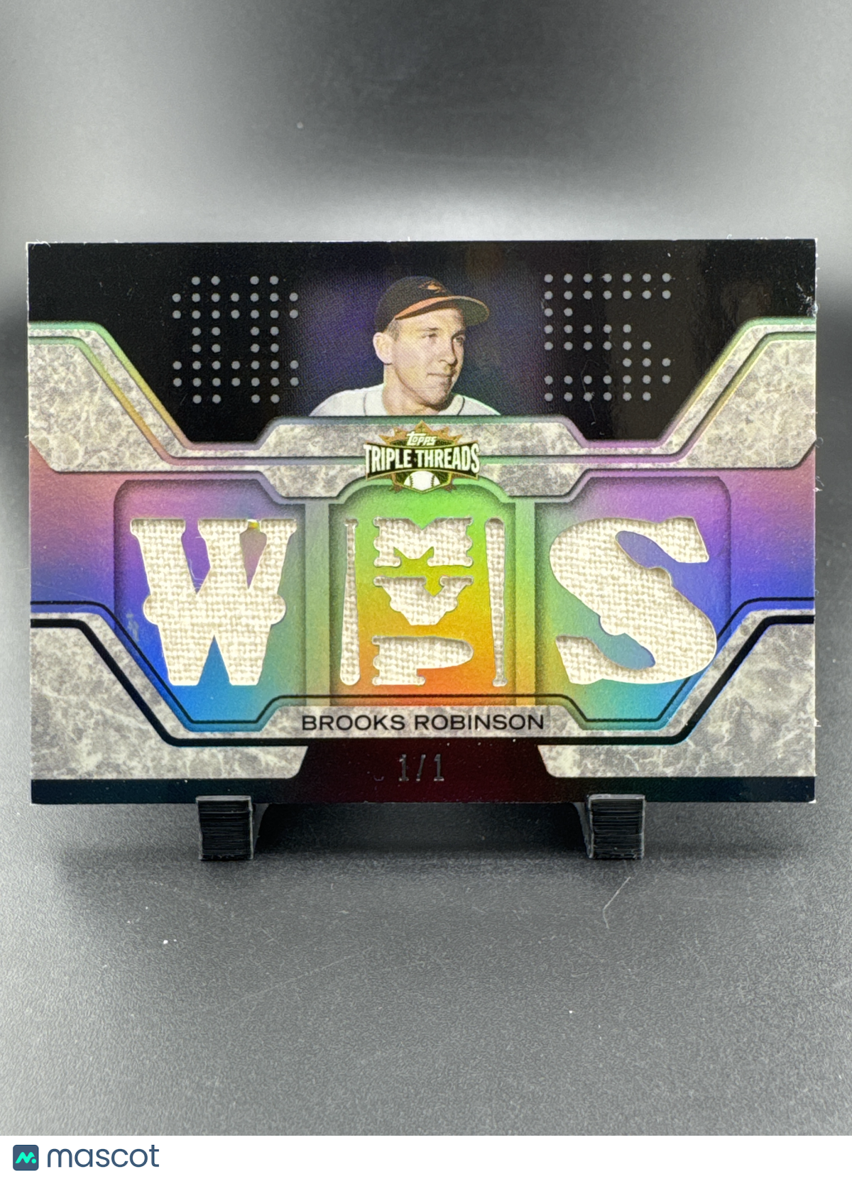 2008 Topps Triple Threads Brooks Robinson #TTR-39 Platinum 1/1 Patch Game-Used