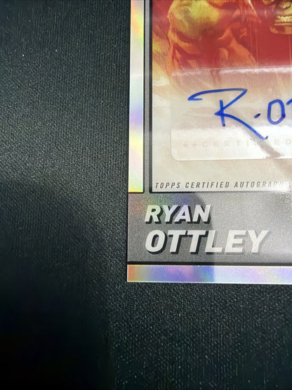 2025 Topps Chrome Marvel Comic Book Artist Autograph Hulk #1 - Ryan Ottley