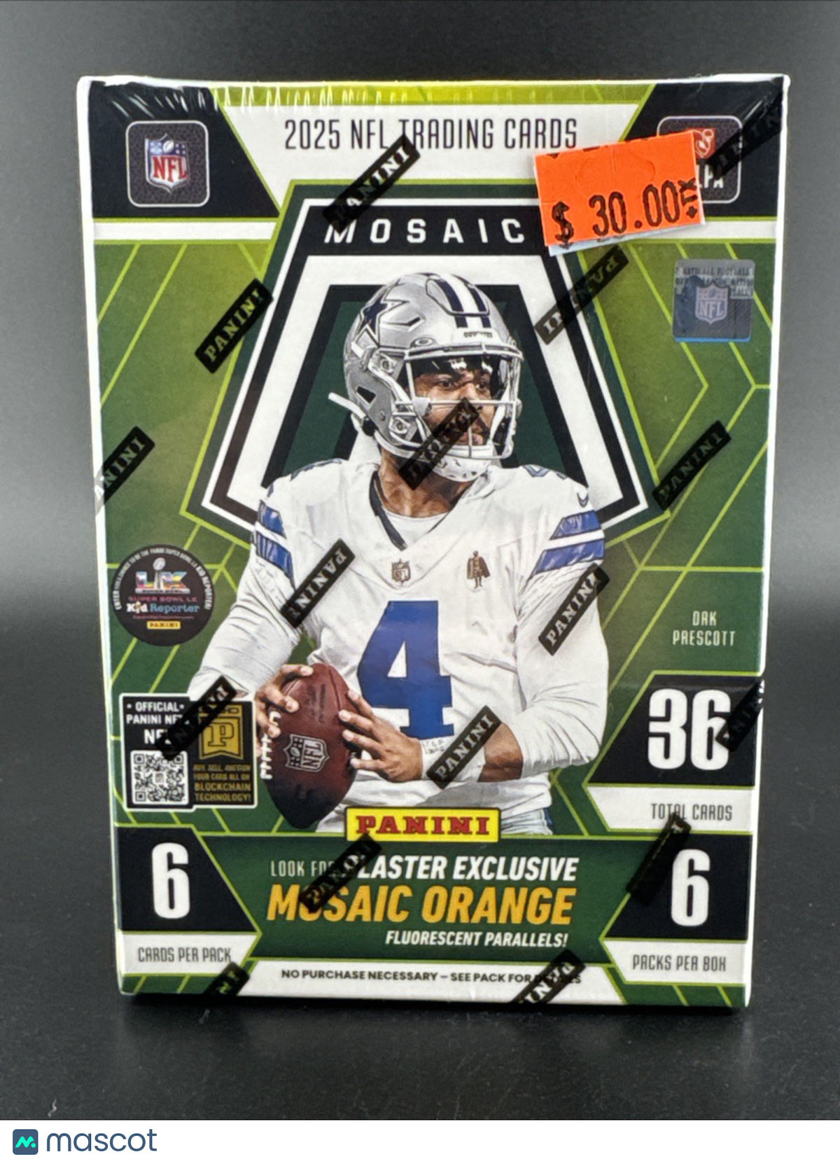 2025 Panini Mosaic Football NFL Trading Cards Factory Sealed - Blaster Box