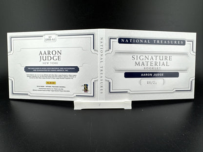 2018 National Treasures Aaron Judge 9/25 Signature Material Booklet #SMB-AJ Auto
