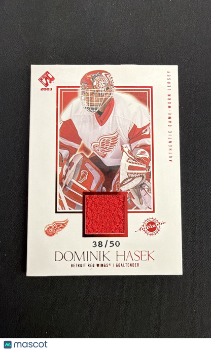 2002-03 Pacific Private Stock Reserve - Dominik Hasek #117 Red /50 (MEM)