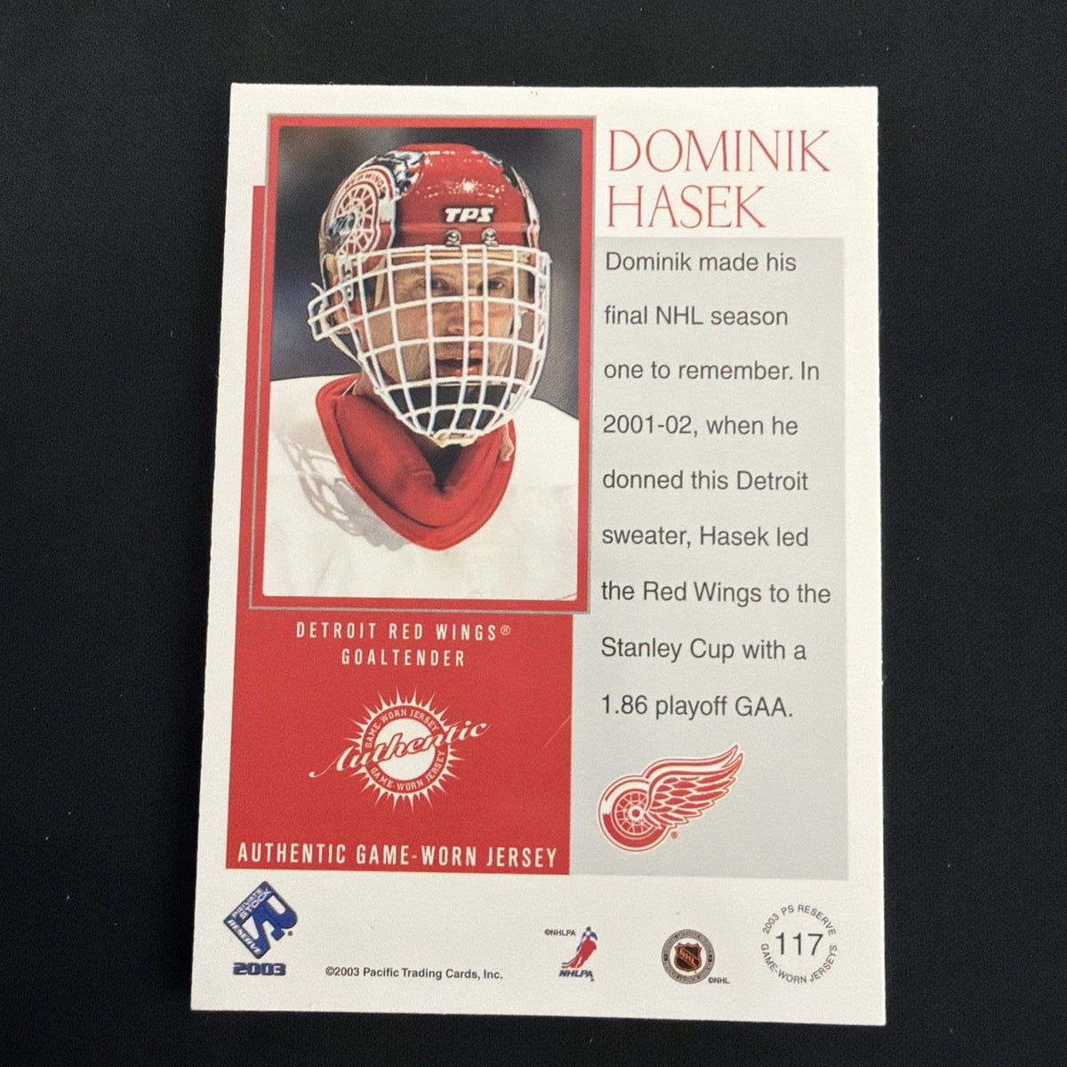 2002-03 Pacific Private Stock Reserve - Dominik Hasek #117 Red /50 (MEM)