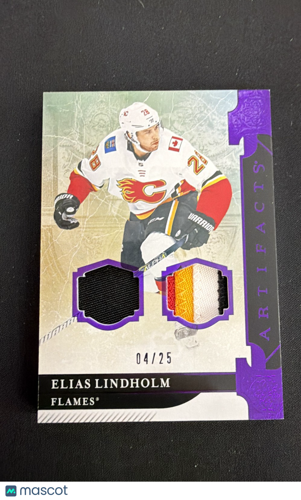2019-20 Upper Deck Artifacts - Elias Lindholm #52 Purple /25