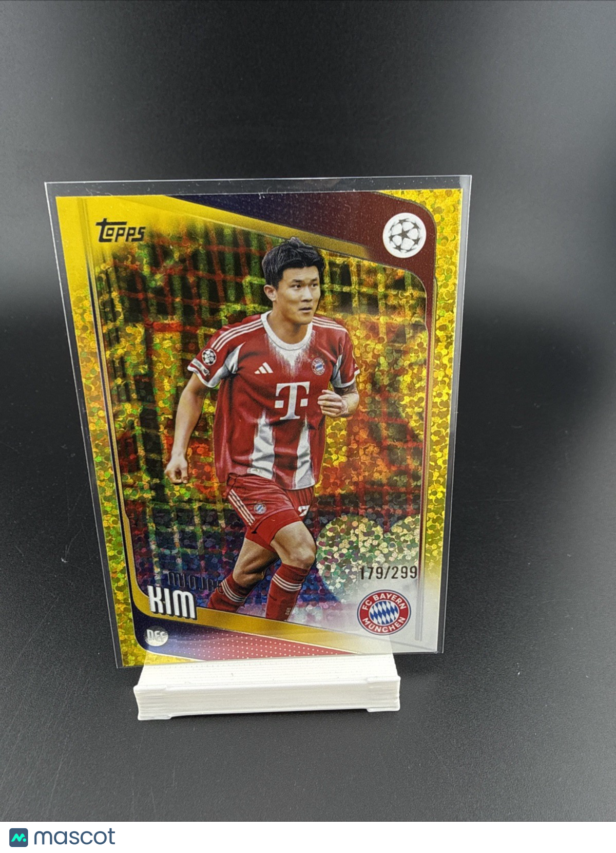2025-26 Topps Uefa Club Competitions - Kim Min-jae #101 Gold Raindrops /299