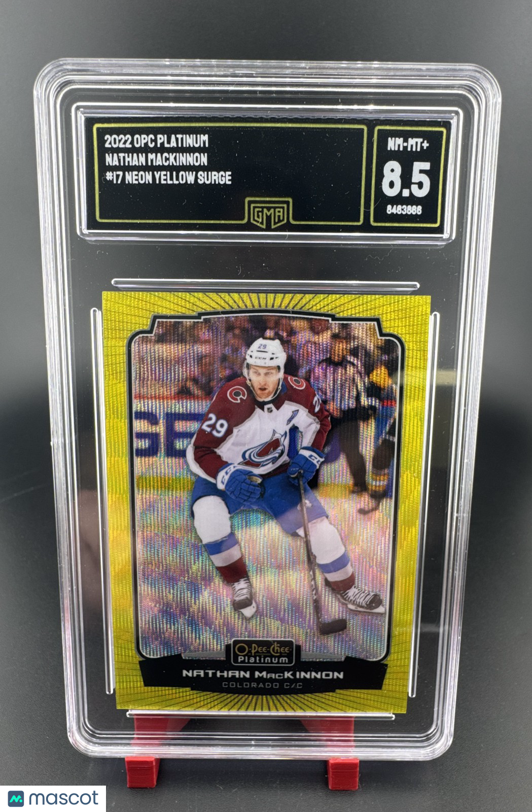 2022-23 O-Pee-Chee Platinum Nathan MacKinnon #17 Yellow Surge GMA 8.5