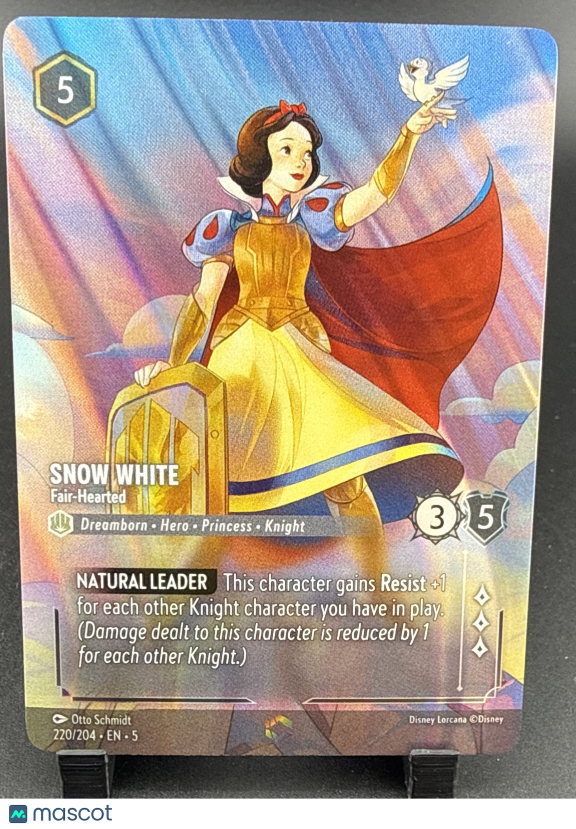 Snow White - Fair-Hearted (Enchanted) 220/204 Shimmering Skies Holo