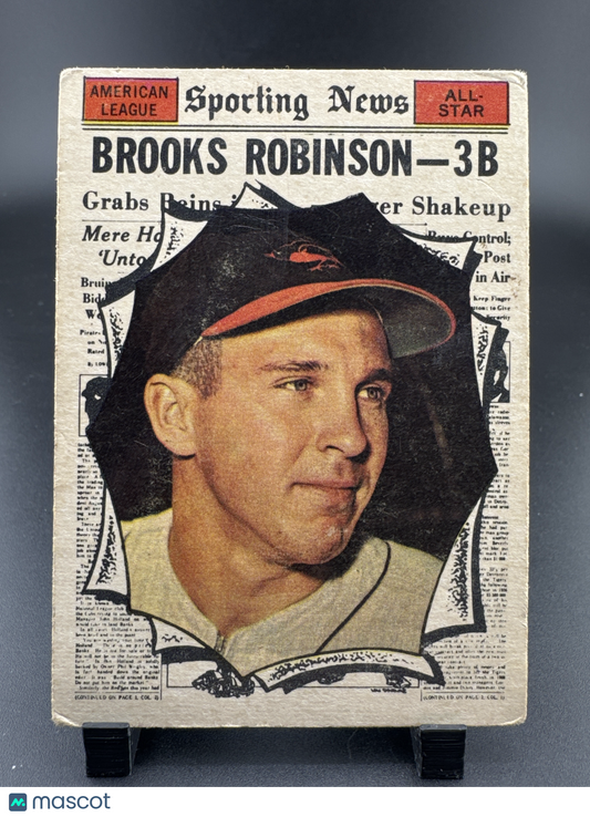 1961 Topps Brooks Robinson #572